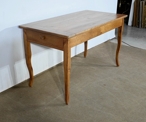 Farm table in blond cherry wood, Louis XV style - 2nd half of the 19th century