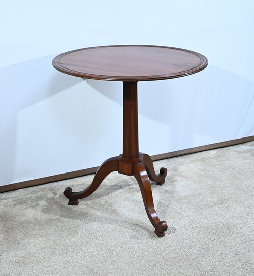 Small Cuban mahogany pedestal table, Restoration period - Early 19th century