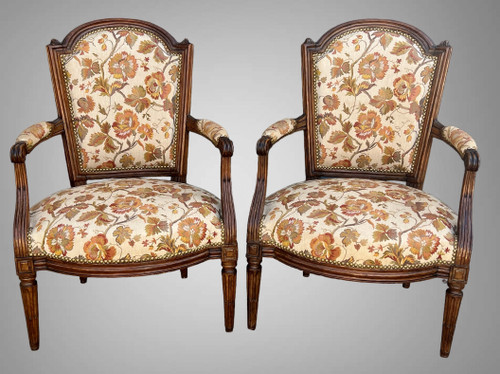 PAIR OF EIGHTEENTH CENTURY LOUIS XVI CABRIOLET CHAIRS WITH UMBRELLATED BEECH BACKS