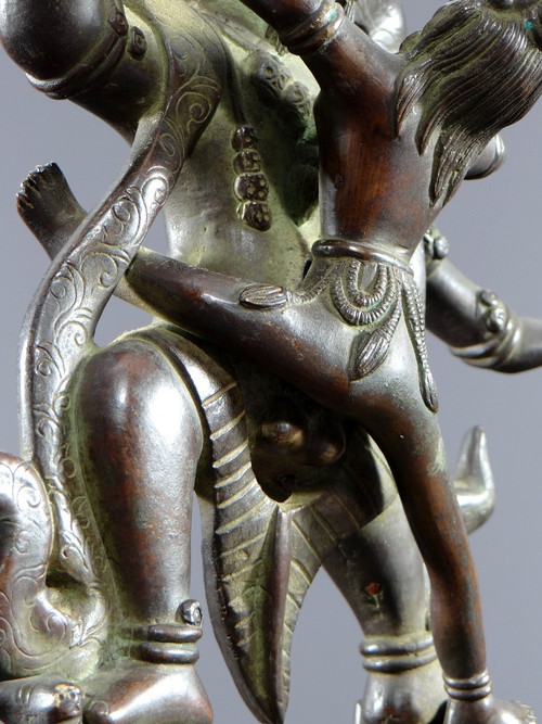 Tibet, premier tiers du XXème siècle, intéressant groupe en bronze figurant Yama.