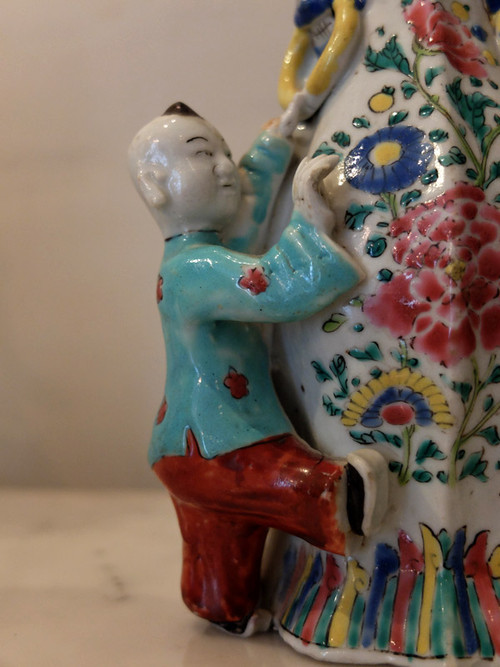 Vase Aux Chinois - Compagnie Des Indes