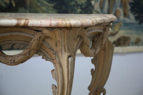 Grande console en tilleul sculpté et rechampi crème d'époque Louis XV