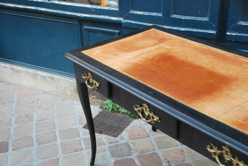 Louis XV period Black Lacquered Wood Flat Desk, 18th century