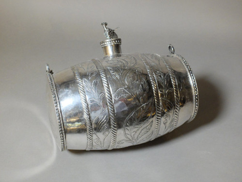 Sterling silver barrel, South America? 19th century