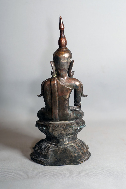 BOUDDHA en bronze de Birmanie style AVA