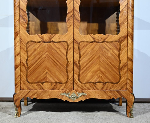 Small Rosewood display case, Louis XV style - Early 20th century