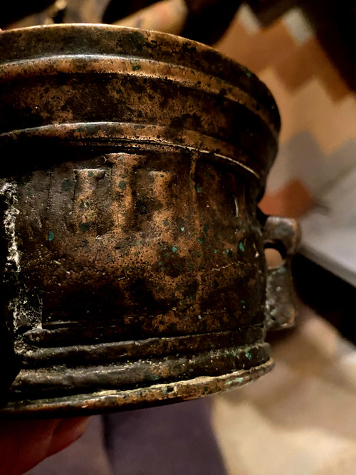  Very rare bronze mortar with apothecary proboscis and pestle from the 16th century, original patina