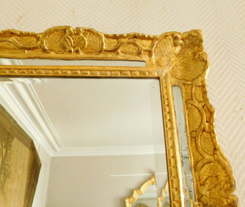 Closed Pare Mirror In Golden Wood and Mercury Glass, Louis XIV Regency Period 48x56cm