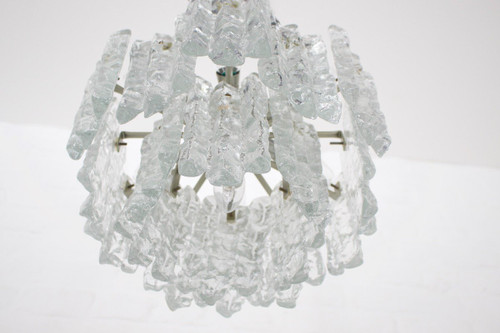 Kalmar “Ice Glass” chandelier.