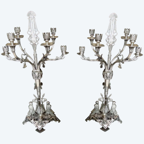 Coppia di candelabri in stile neoegizio di Elkington, fine del XIX secolo