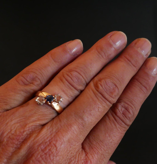 Sapphire and diamond ring, 18-carat gold.