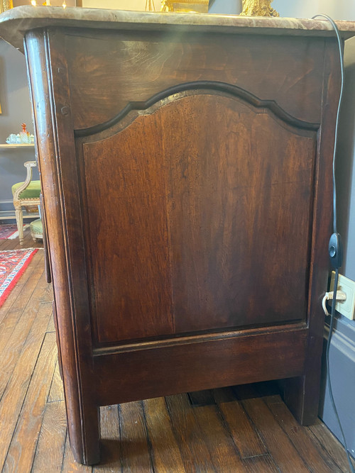 natural wood chest of drawers from the 18th century