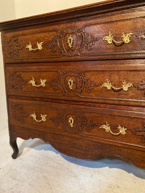 Louis XV chest of drawers Late 18th Liège oak (special price currently on request)