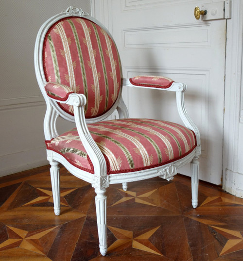 Living Room Furniture - 6 Louis XVI Period Queen Armchairs with Medallion Backrest