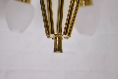 Vereinigte Werksätten: Modernist Chandelier In Brass And Opalines.