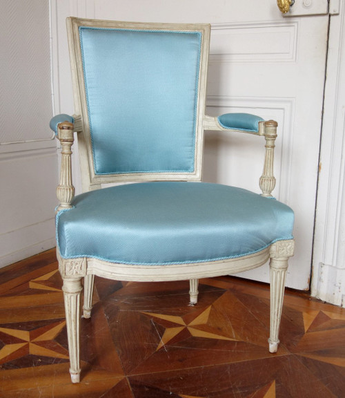 Pair De Fauteuils Cabriolets d'époque Louis XVI Canetillé De Soie Bleu