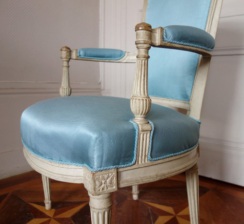 Pair De Fauteuils Cabriolets d'époque Louis XVI Canetillé De Soie Bleu