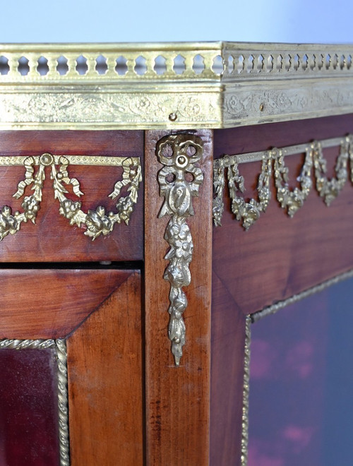 Small Showcase in Light Cherry, Louis XV/Louis XVI Transition – Early 20th Century