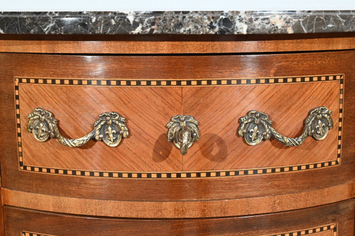 Petite Commode Demi-Lune en Bois de Rose, style Transition Louis XV/Louis XVI – 1ère Partie XXe