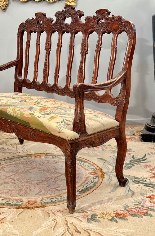 Regency Period Molded and Carved Wood Bench Circa 1720