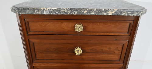 Beautiful Restoration sideboard in burl mahogany, equipped with two large doors. Their central part is in veneer developed with an open book. This is highlighted by half-round sticks forming a frame. The original brass “up and down” lock is in working order. It is accompanied by an entry which highlights the passage of the later key. Inside we find an adjustable oak shelf on racks. The singing is mahogany. It is possible to add other