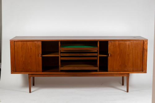 Peter Lovig Nielsen. Credenza in teak. Anni '70