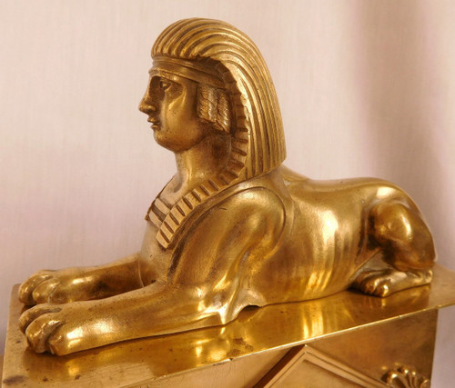 Empire period Gilded Bronze Sphinx Mantel Bar, Variant Modèle De Fontainebleau