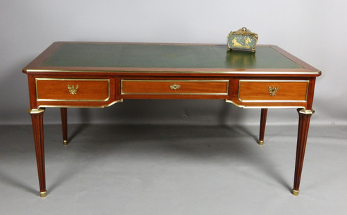 Louis XVI desk