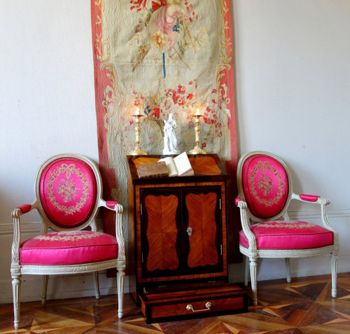 Louis XV period Rosewood and Amaranth Oratory or Prie Dieu cabinet