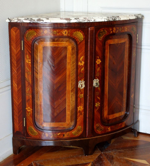 Louis XV Transitional Period Corner Buffet Encoignure En Fine Marqueterie Fleurie