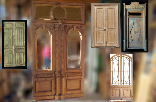 Large Old Decorative Double Door from the 19th Century Prestigious Woodwork