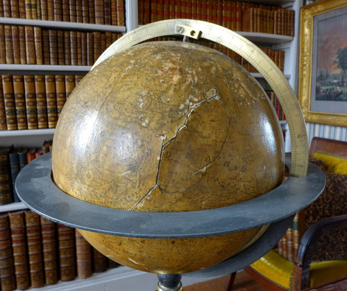 Globe Terrestre Sur Socle En Bois Noirci Et Laiton - époque 1850