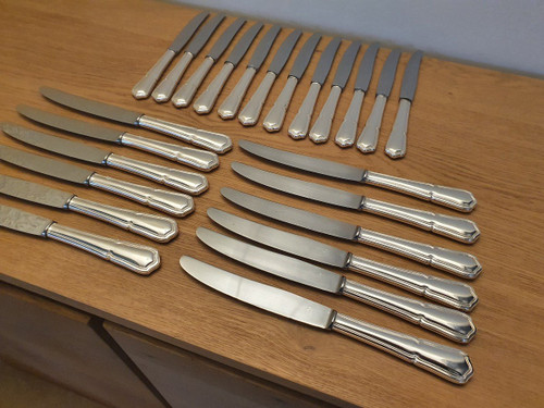 SFAM Suite of 24 Filet Knives Violinné Silver Metal 20th century