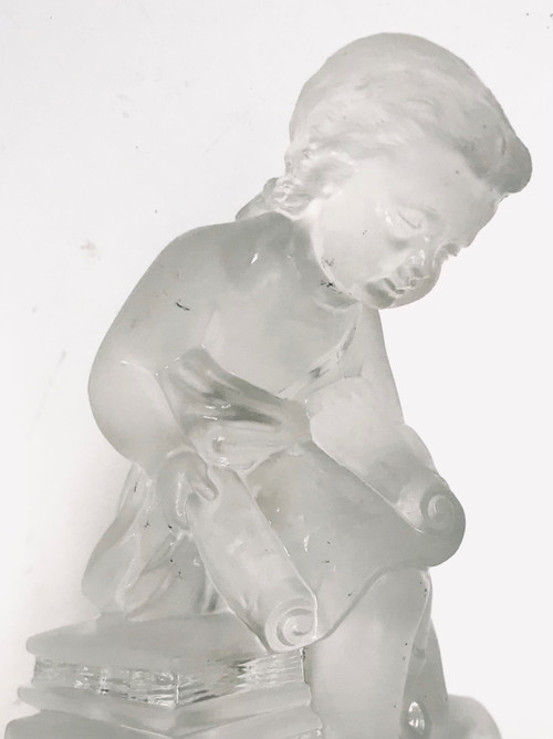 Allegory of knowledge in crystal from the house of Baccarat stamped