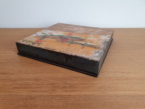 Large Lacquered Box, Artxport, Hanoi, 20th century.