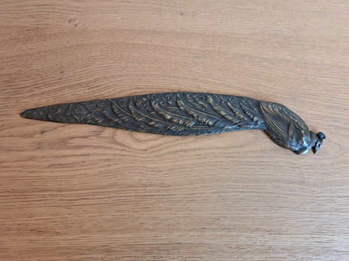 Art Nouveau , Coupe Papier Formant Paon , Bronze , Fin XIX/début XX°.