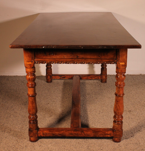 Spanish Renaissance Desk In Walnut-17th Century