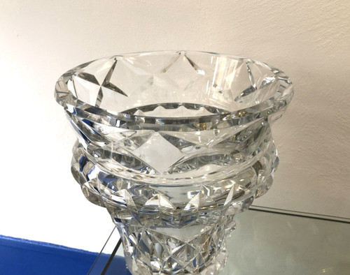 Large and heavy cut crystal vase stamped BACCARAT 24 cm