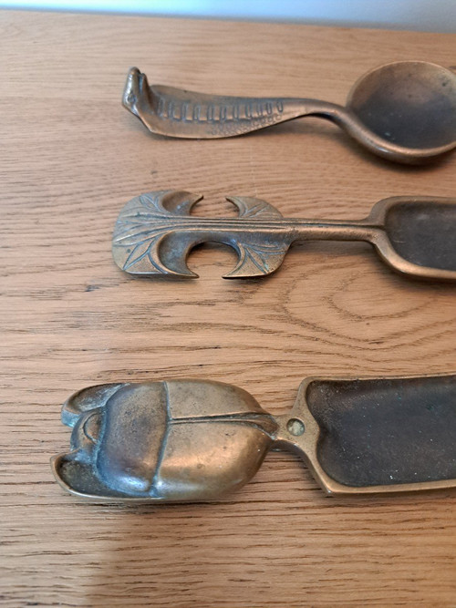 Suite Of Four Cosmetic Spoons, Bronze, 20th Century.