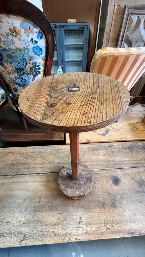 Spruce coffee table 1900