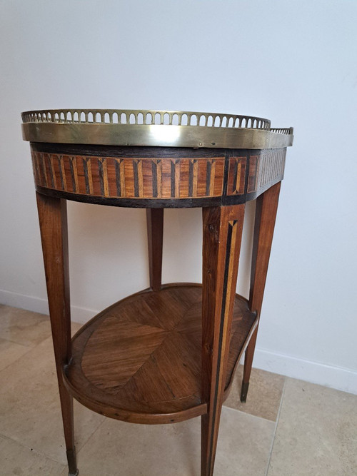 Table De Salon , Marqueterie, Louis XVI/directoire , Marbre , XVIIIième Siècle.