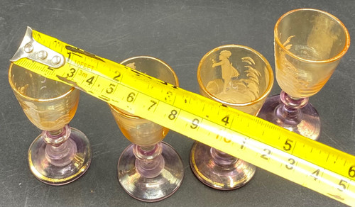 2 PAIRS OF LIQUEUR GLASSES