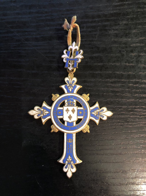 cross known as the "Count of Chambord"