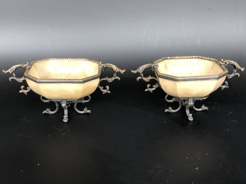 Pair Of Yellow Agate Cups Mounted In Gilded Silver - 19th century