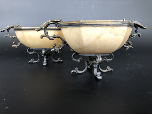 Pair Of Yellow Agate Cups Mounted In Gilded Silver - 19th century