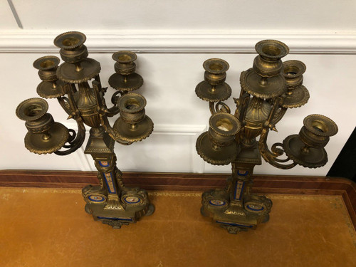 Coppia Di Candelabri In Bronzo E Piatti In Porcellana Stile Luigi XVI