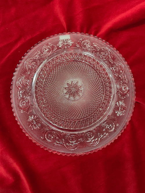 6 Baccarat crystal plates arabesque pattern