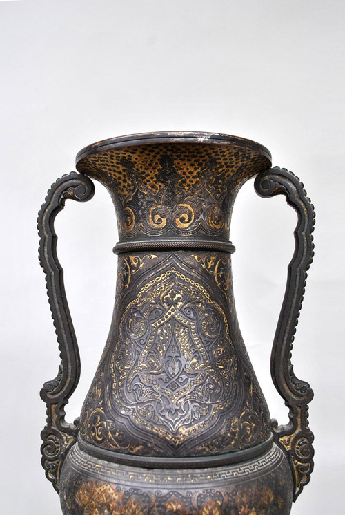 Damascene vase in the Zuloaga taste, France 19th century