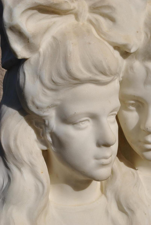 *Offre spéciale *Busts Of Young Women, Carrara Marble, Late 19th Century