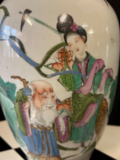 Large Chinese Porcelain Vase Late 19th Century - Chinese